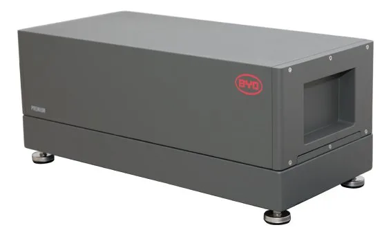 Complete BYD Battery-Box Premium LVS PDU and floor base kit for stackable 48V LFP batteries.